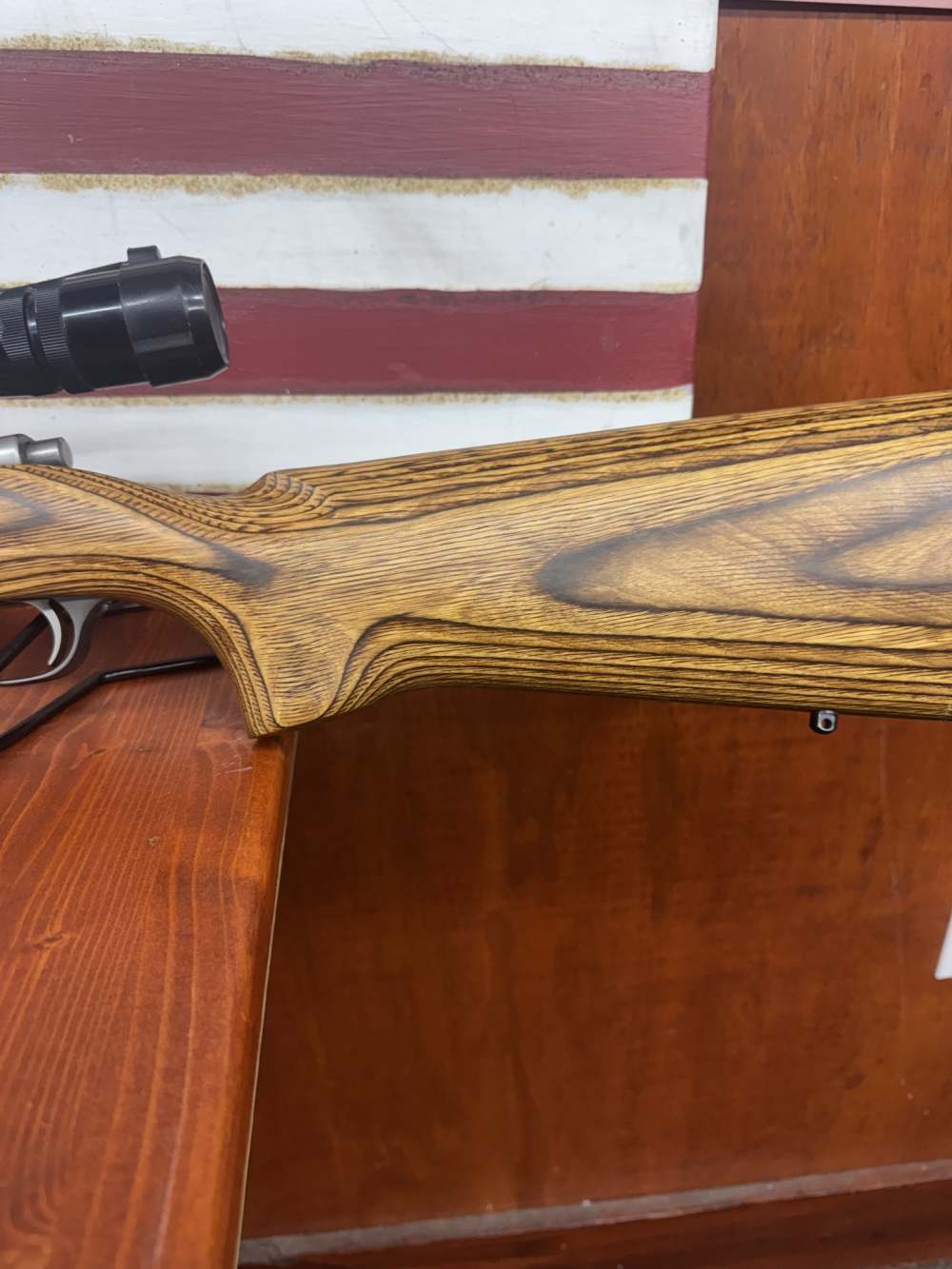Ruger M77 Mark II Laminate .223 Heavy Barrel w/ Ultra Vision 3-12x40 Scope-img-12