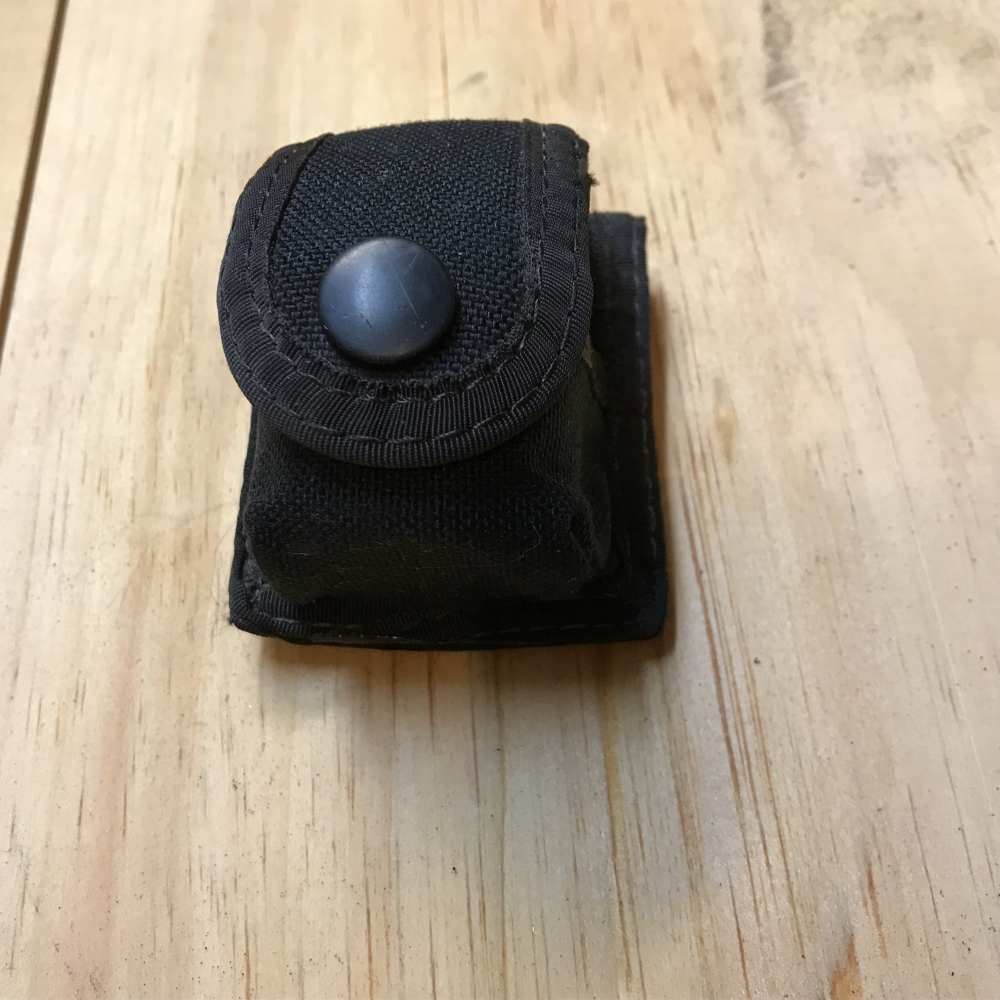HKS #586 Speedloaders and Carrier-img-4
