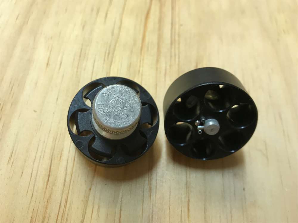 HKS #586 Speedloaders and Carrier-img-2