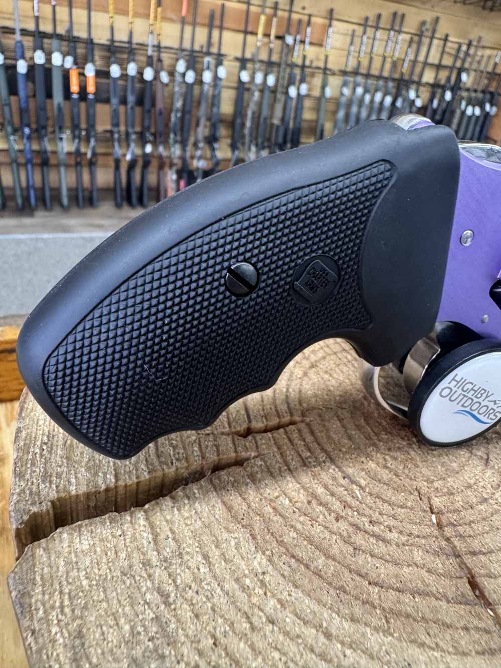 Charter Arms Chic Lady 38 SPL 5rd Shot 2" Lavender Frame Black Rubber Grip-img-1