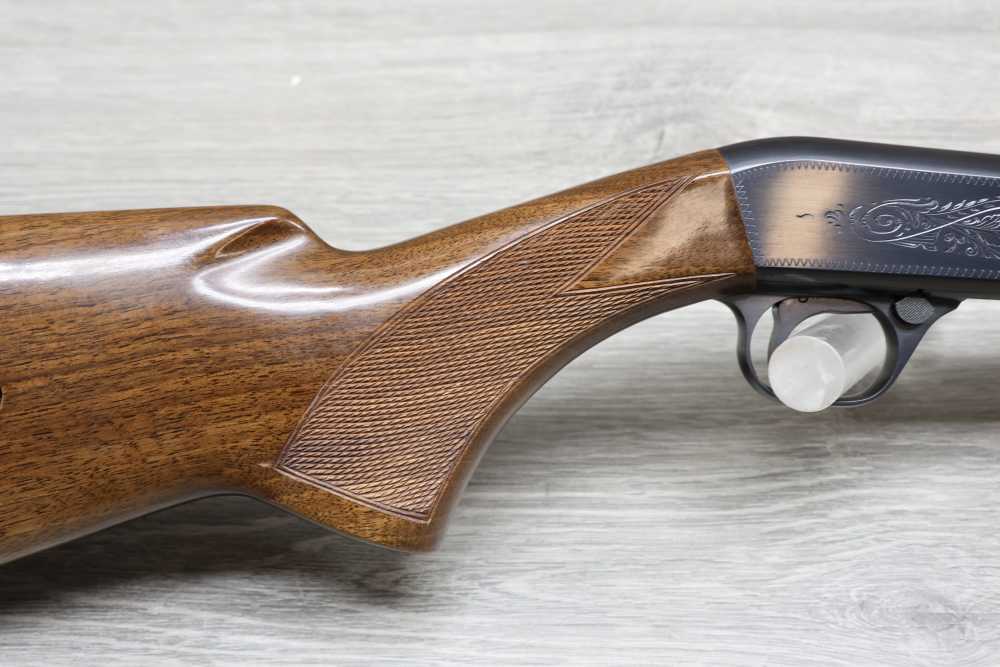 Browning SA-22 Grade 1 Takedown .22 LR - Original Box - 1980 Miroku-img-10