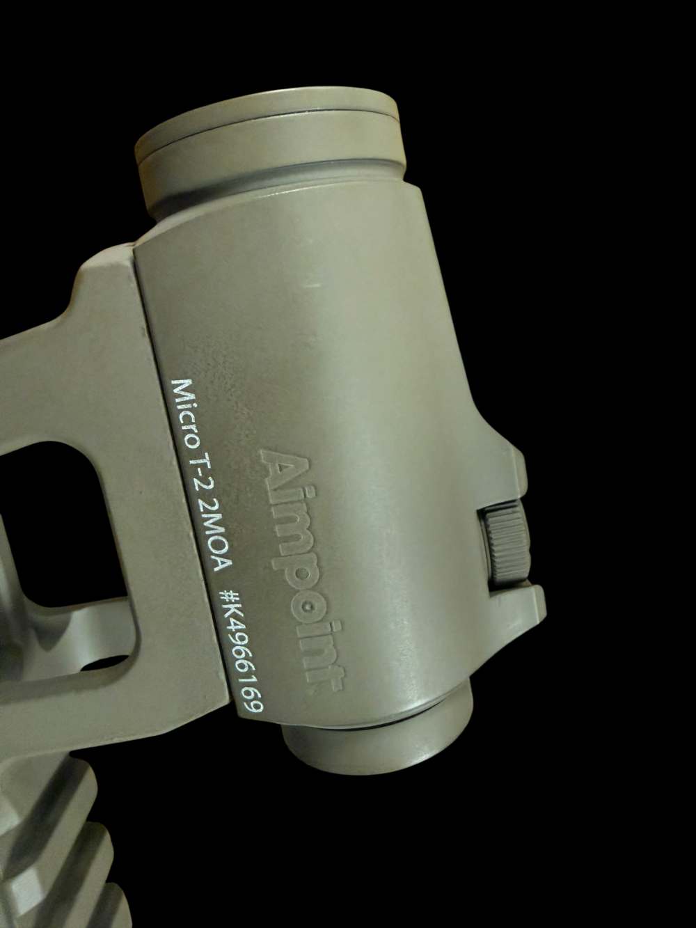Aimpoint T-2 – Magpul FDE – KAC Skyscraper Mount – Premium Optic Package-img-3