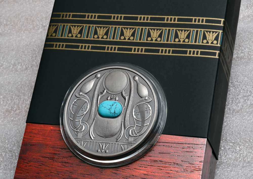 2021-Niue - 50 grams .999 antiqued silver -Scarabaeus Beetle w/ turquoise -img-1