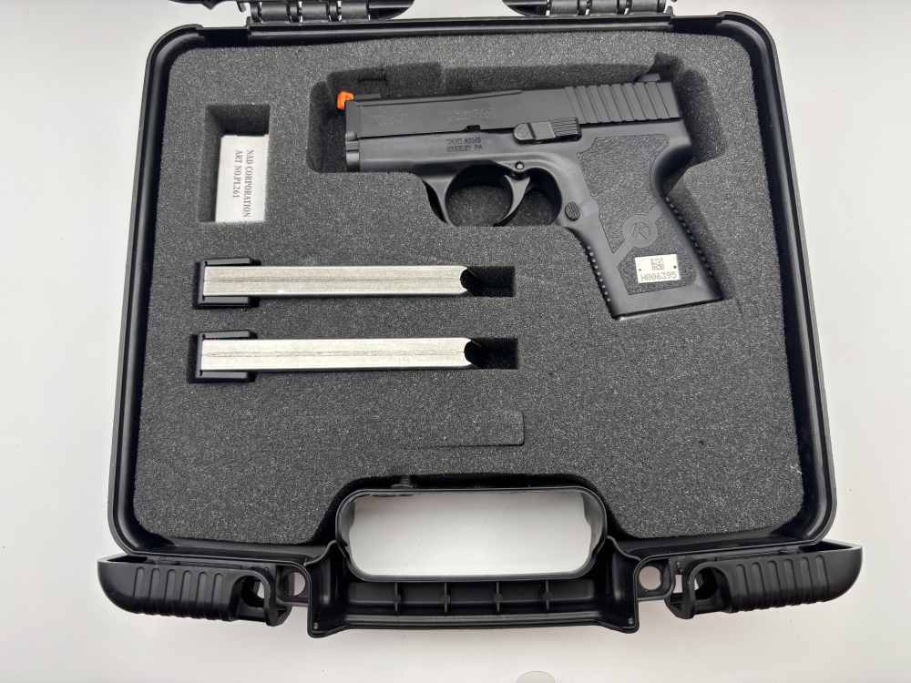 Kahr Arms PM9 Diamond Black 9mm  Night Sights 8 magazines-img-2