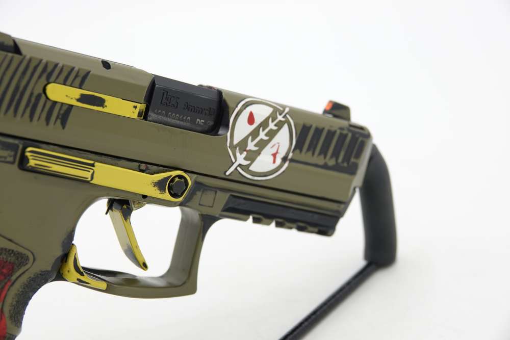 Custom Engraved and Cerakoted Star Wars - The Mandalorian HK P30 LEM 9mm-img-11