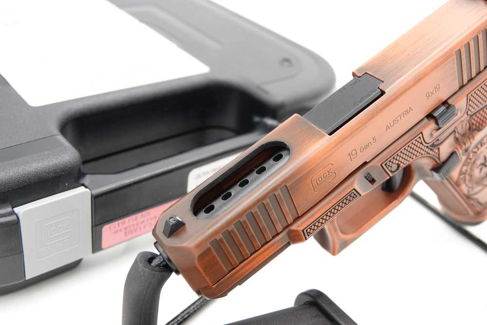 Custom Engraved and Cerakoted Glock 19 Gen5 9mm Texas Edition Ported-img-2