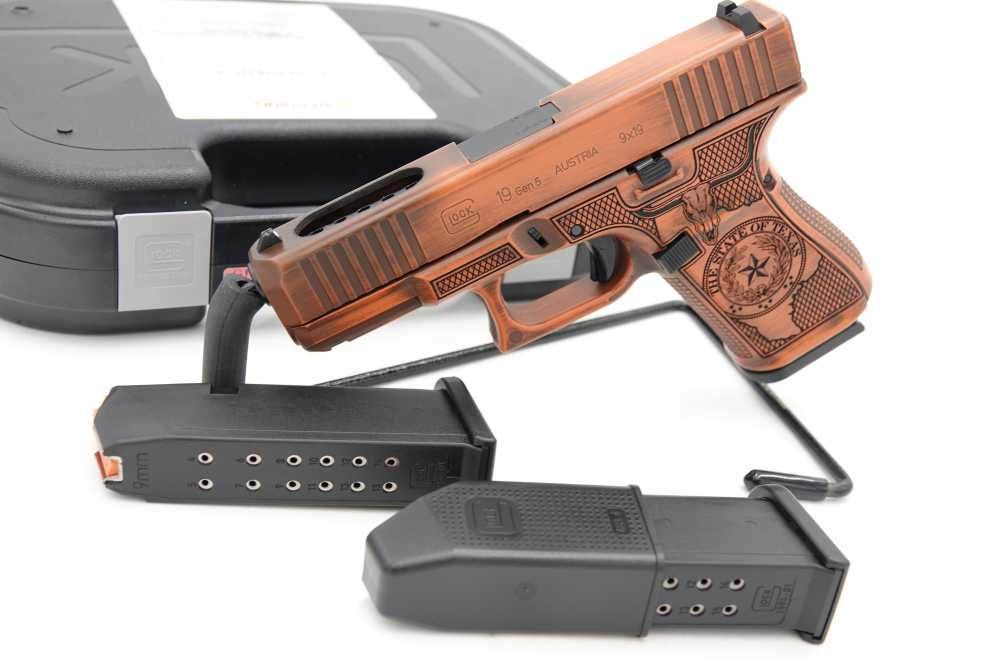 Custom Engraved and Cerakoted Glock 19 Gen5 9mm Texas Edition Ported-img-1
