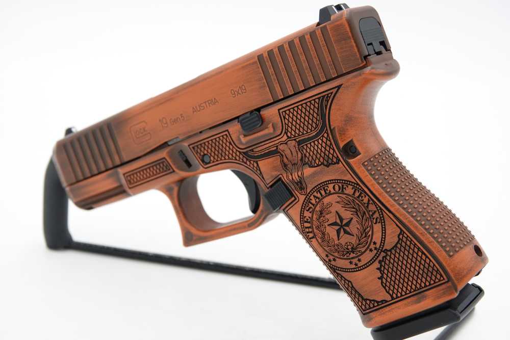Custom Engraved and Cerakoted Glock 19 Gen5 9mm Texas Edition Ported-img-7