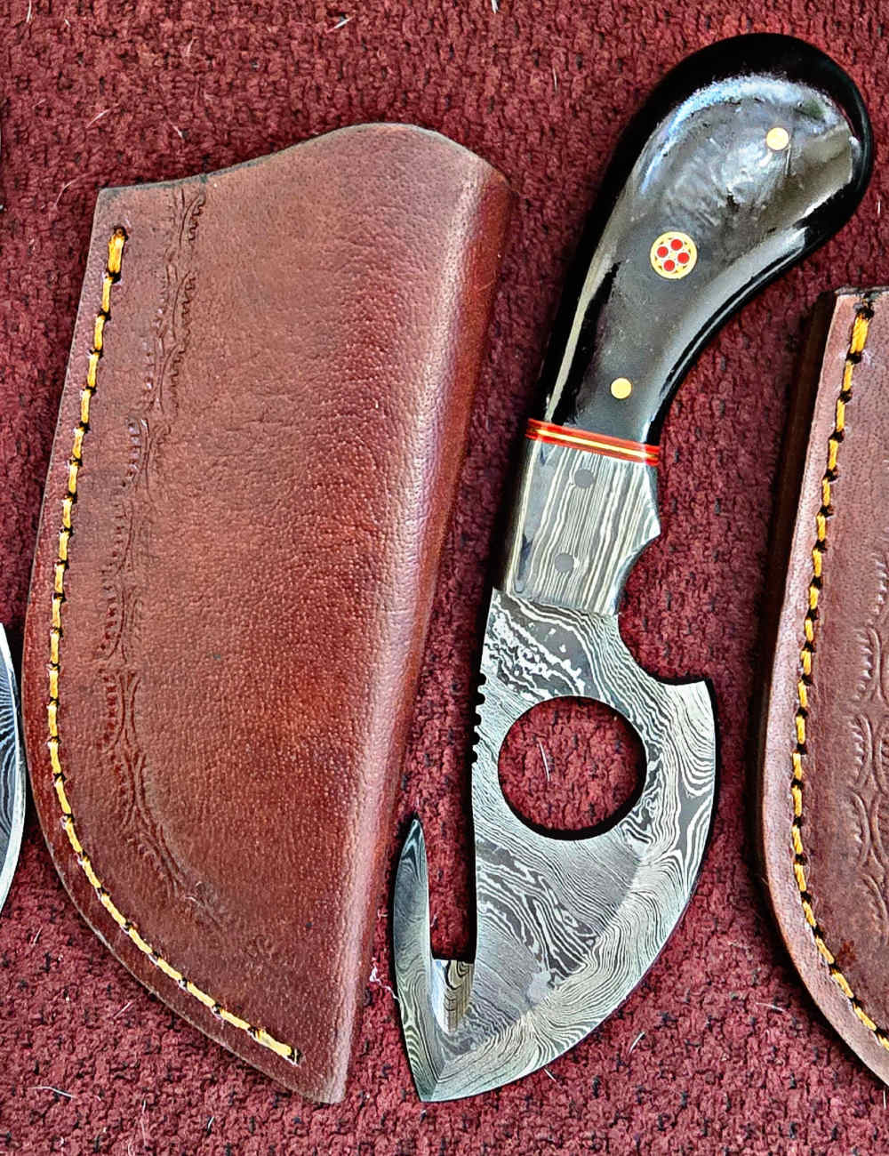Damascus real GUT HOOK skinners. Full tang construction -img-3