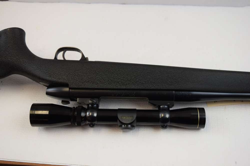 Weatherby Mark V Fibermark, 270 Wby. Mag, 24" bbl, Leupold 2-7 VXII, Box.-img-7