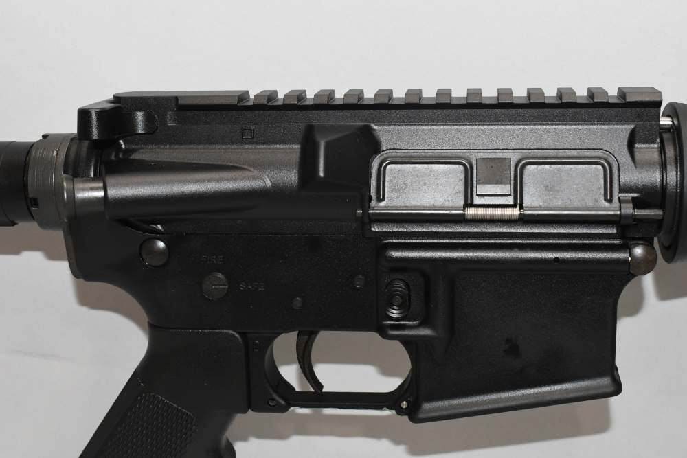 Wonderful Windham Weaponry WW-15 AR-15 Semi Auto Rifle 5.56 NATO W Case-img-4