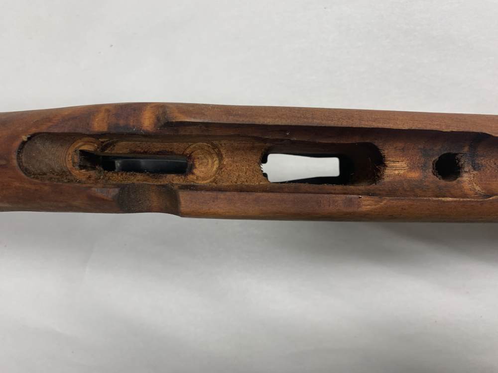 Mossberg 44 US .22LR Walnut Stock-img-27