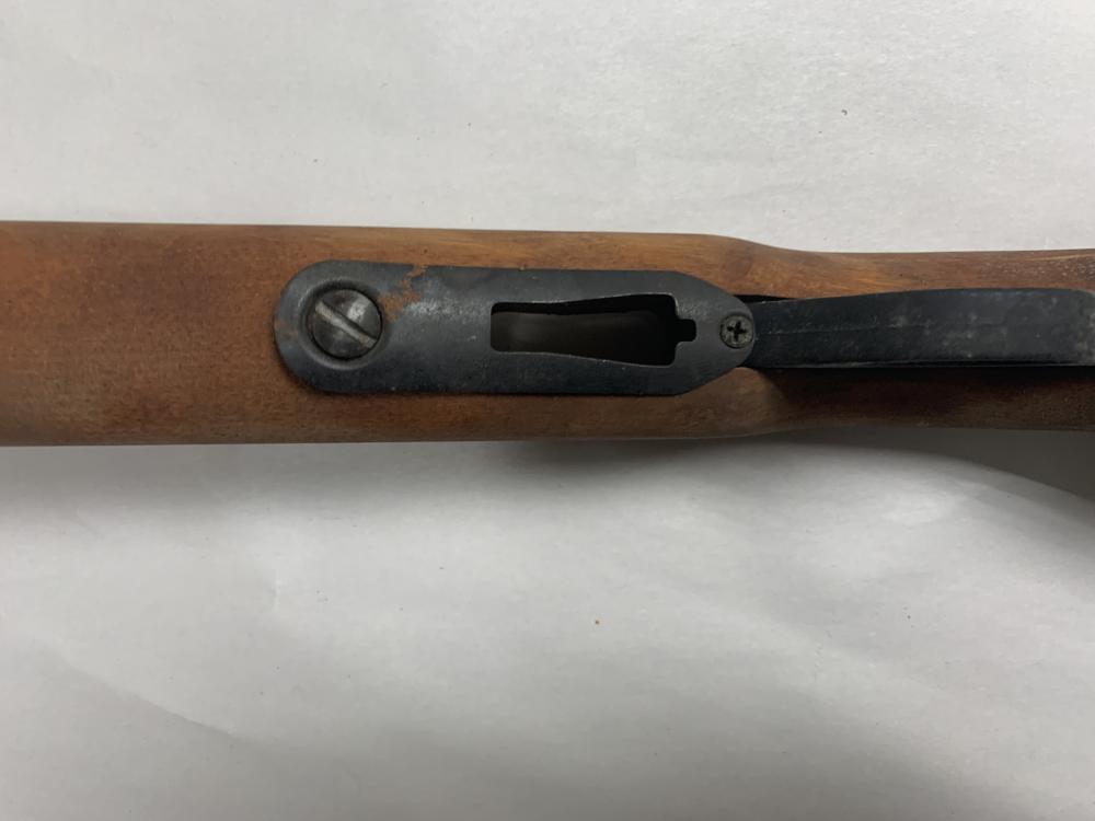 Mossberg 44 US .22LR Walnut Stock-img-19