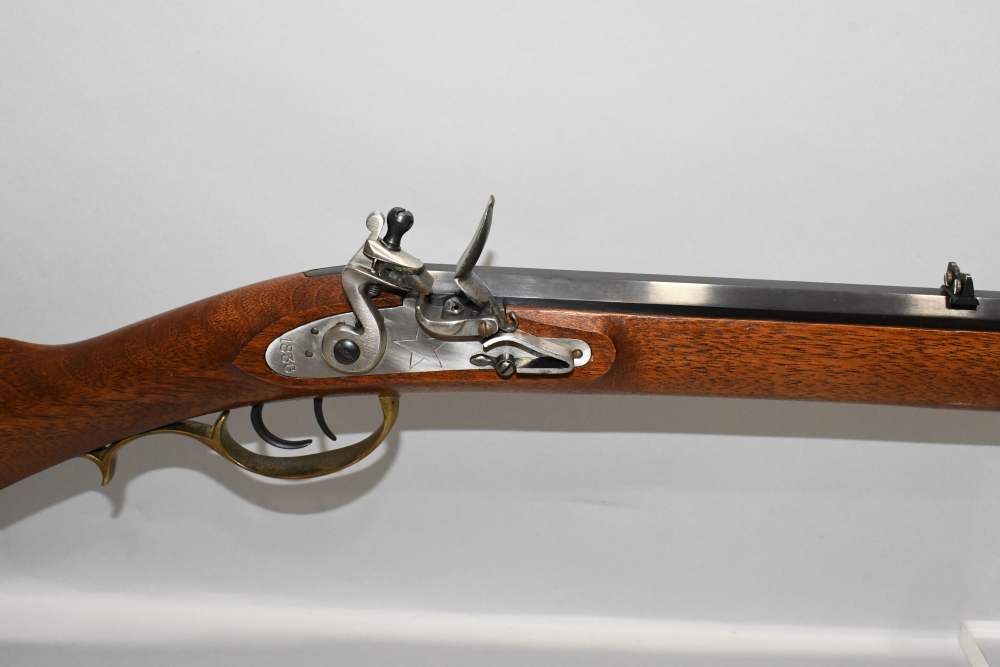 Pedersoli Alamo Flintlock Black Powder Rifle 45 Cal Italy 1998 READ-img-3