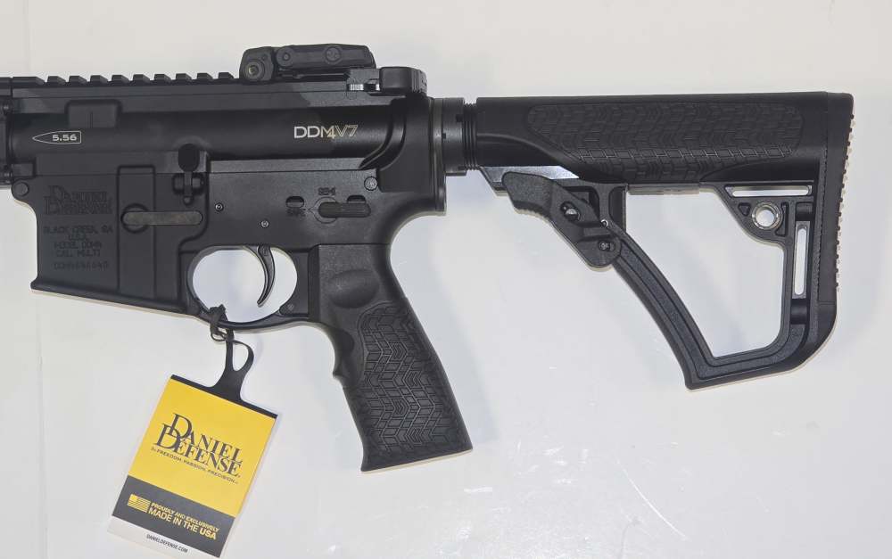 NEW Daniel Defense DDM4 V7 Special Build Black 16" 5.56mm SB-010-img-9