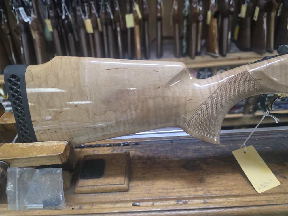 Browning 725 Maple Trap 12ga 30" High Rib High Gloss Trap Gun 0182473010 -img-5