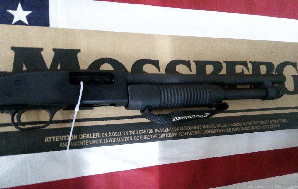 Mossberg 590 Shockwave 20 gauge Pump Action-img-3