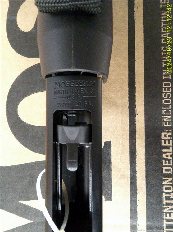 Mossberg 590 Shockwave 20 gauge Pump Action-img-2