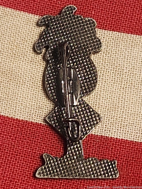 German WWII Africa Corps Veteran Enameled Lapel Badge-img-1