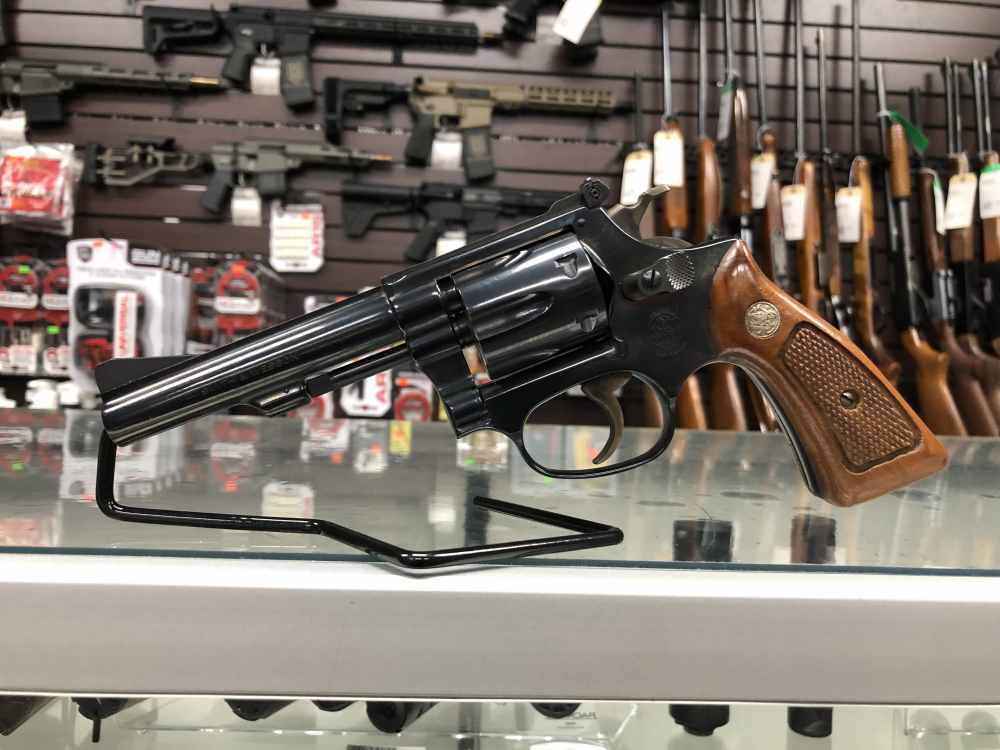 Smith & Wesson Model 34-1 .22 LR, 4” Barrel, Blued, Wood Grips, Excellent!-img-0