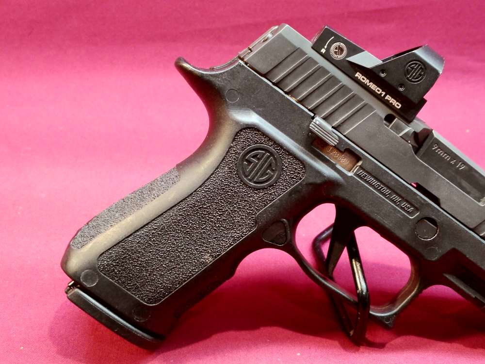 Sig Sauer P320X  9mm 3.6" w/Romeo1 Pro LIKE NEW-img-9