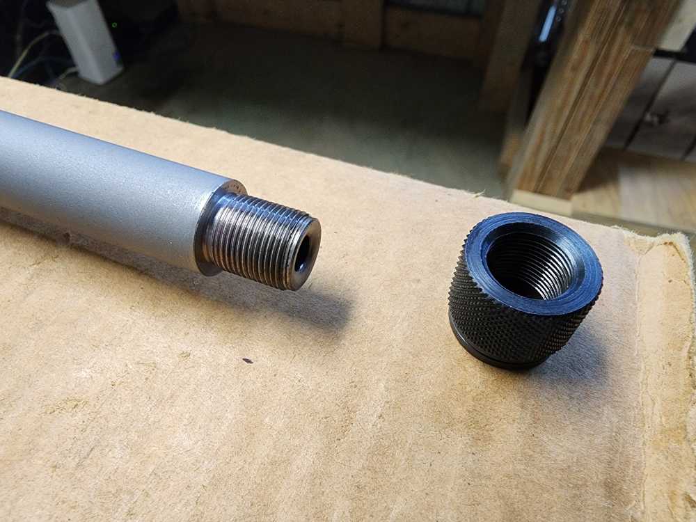 PICS! NEW RUGER M 77 HAWKEYE PREDATOR 22-250 REM 24" THREADED STAINLESS 24-img-13