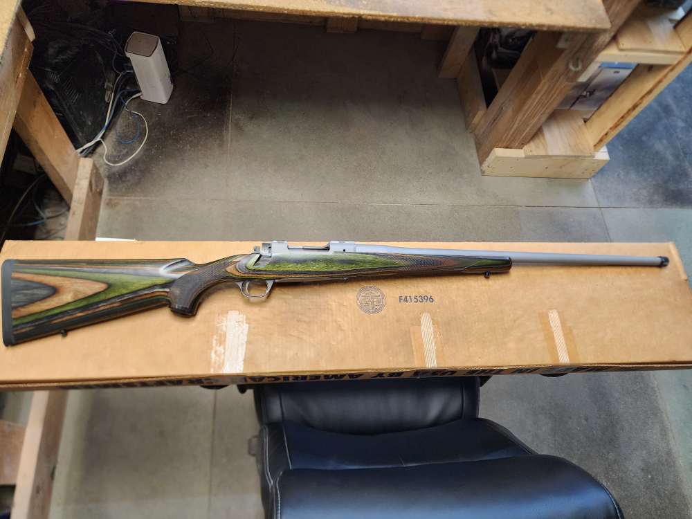 PICS! NEW RUGER M 77 HAWKEYE PREDATOR 22-250 REM 24" THREADED STAINLESS 24-img-0