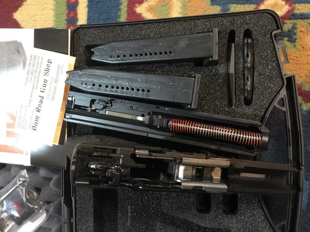 HK VP9 9mm V1 9mm BLK 2-15rd. Mags. LN-img-3