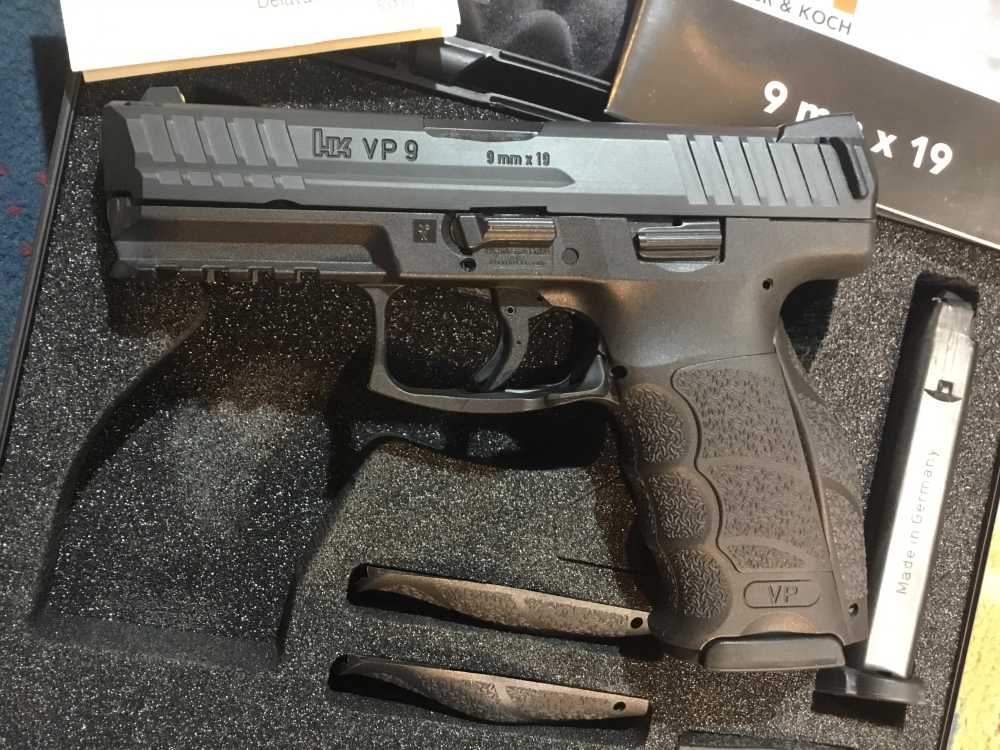HK VP9 9mm V1 9mm BLK 2-15rd. Mags. LN-img-1