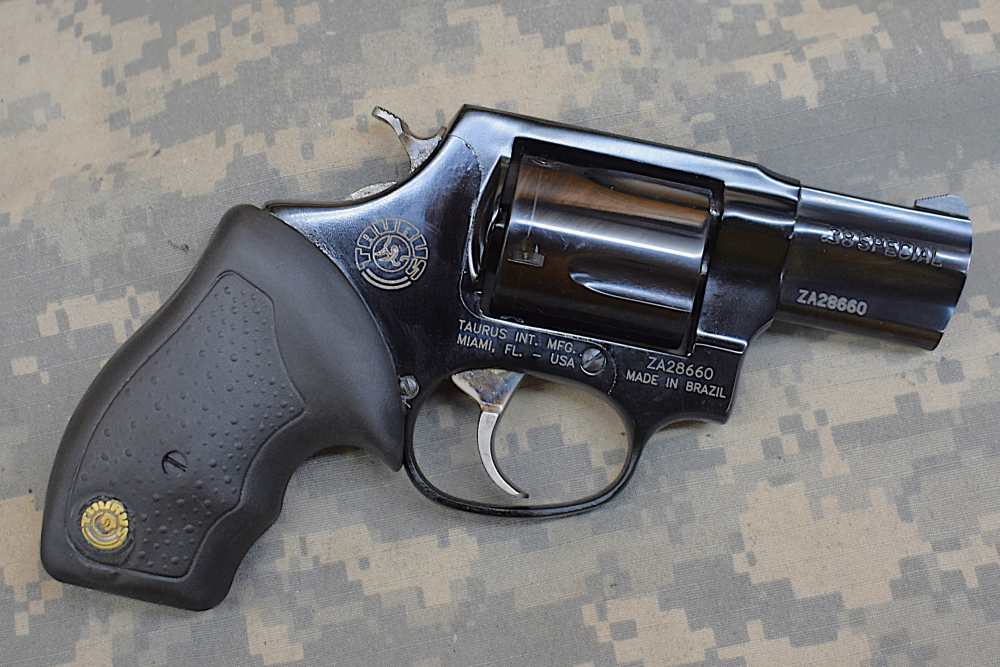 Taurus Model 85 UltraLite in 38 Spcl-img-1