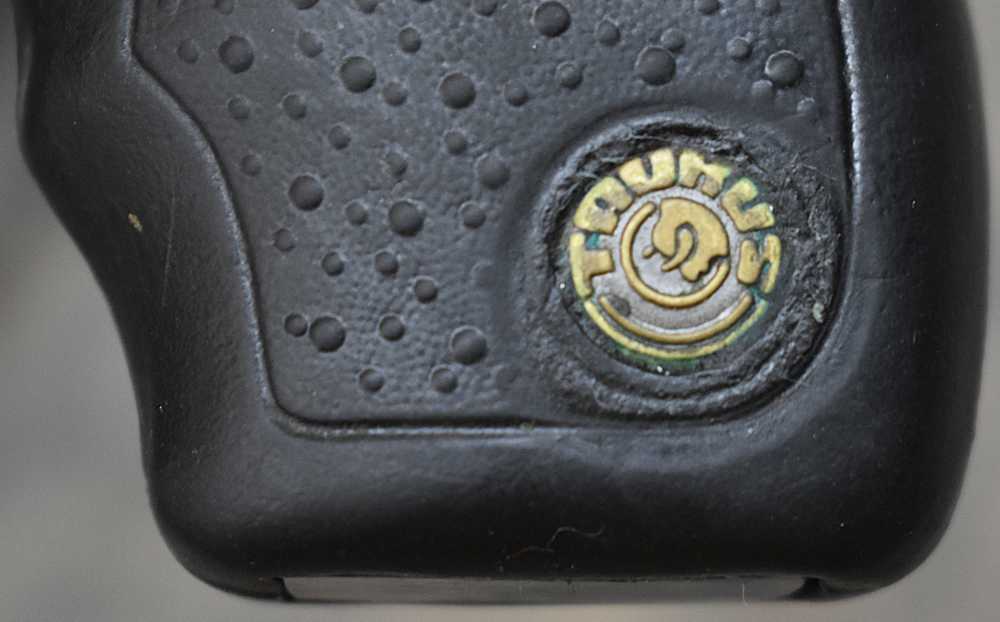 Taurus Model 85 UltraLite in 38 Spcl-img-7