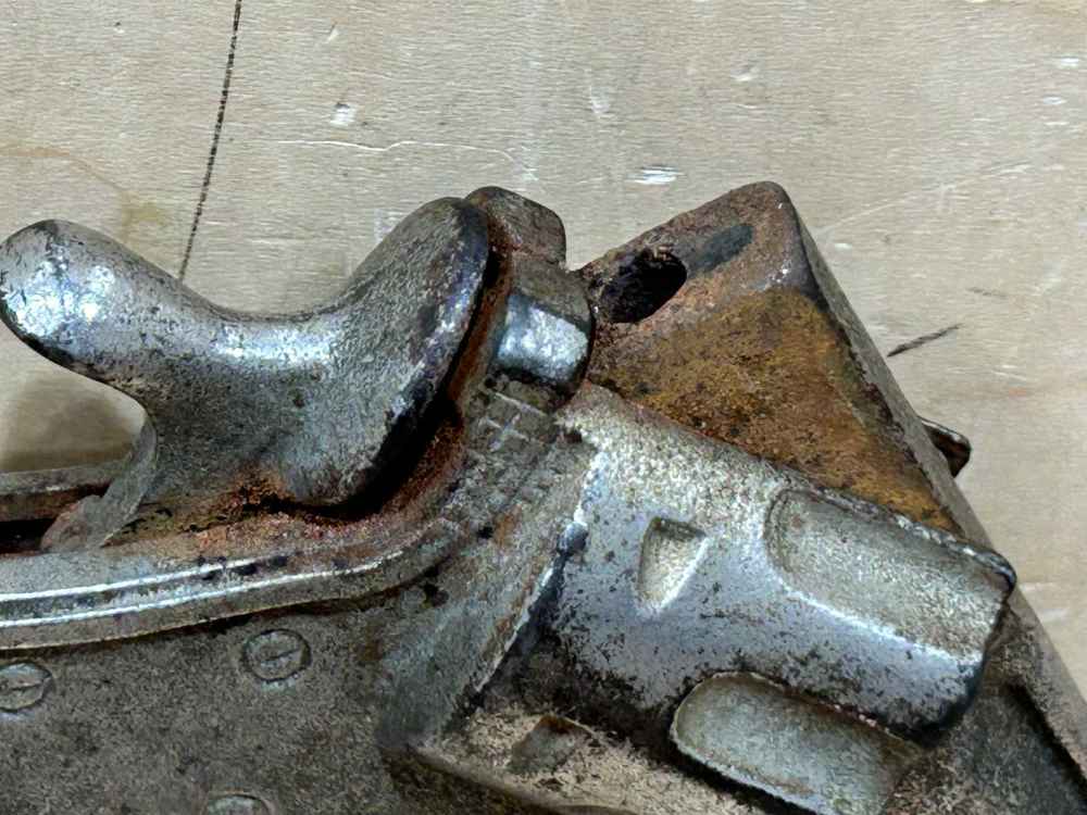 ANTIQUE SMITH & WESSON CAST IRON CAP GUN TOY-img-16