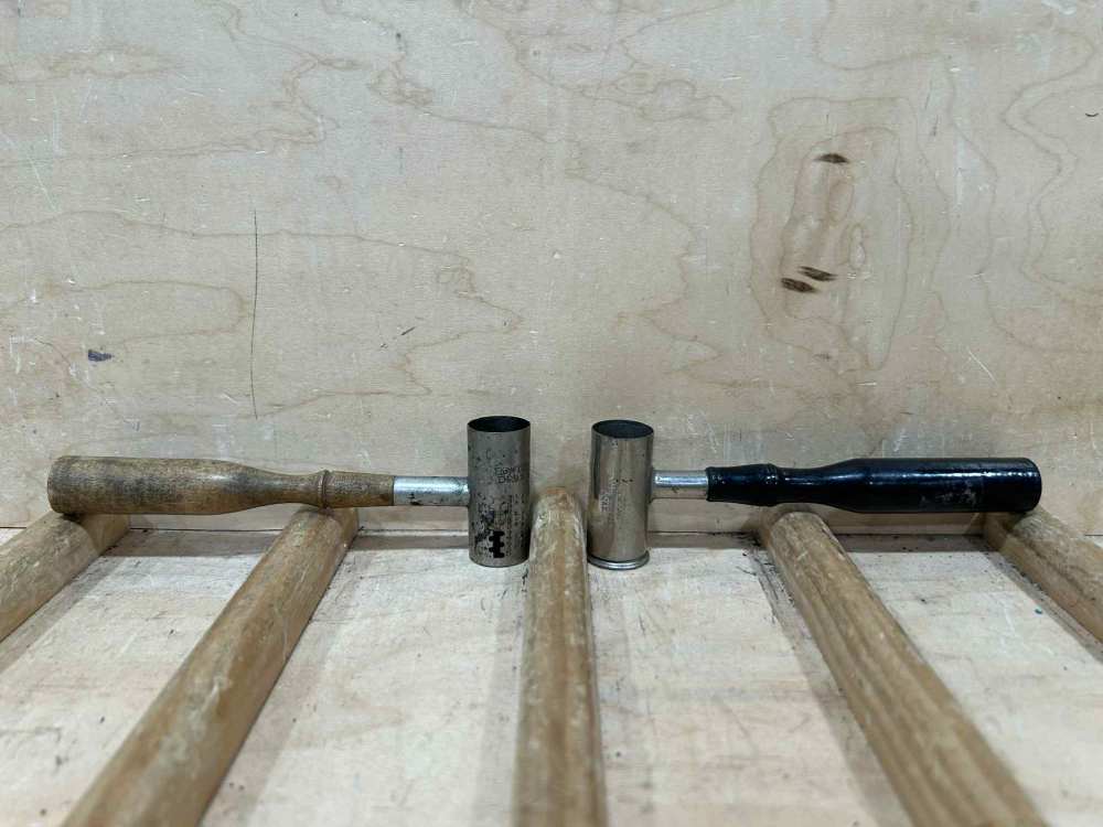 TWO ADJUSTABLE POWDER AND SHOT MEASURE DIPPERS MFG-img-0