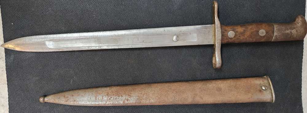  Swiss Model 1918 Bayonet manufactured  Waffenfabrik Neuhausen (SIG)-img-1