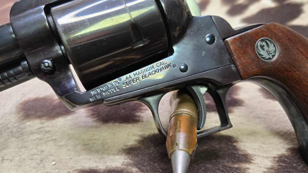 RUGER NEW MODEL SUPER BLACKHAWK 44MAG 6 SHOT COWBOY REVOLVER MAKE OFFER -img-10