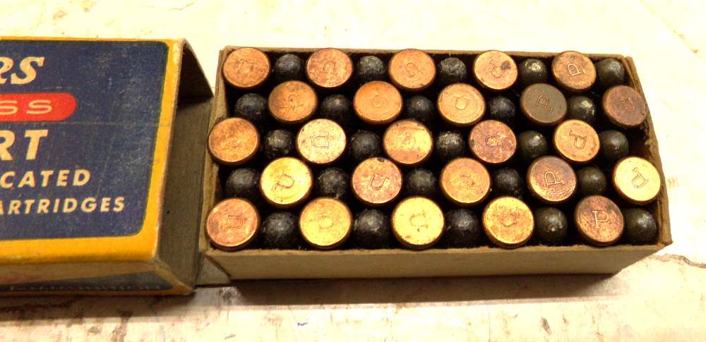 Full Box of Collector's Peters 32 Short Rimfire Ammo-img-4