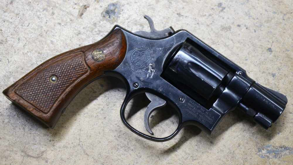 Smith & Wesson Model 10-5 2" 38SPL Snub Nose S&W Pinned Barrel -img-0