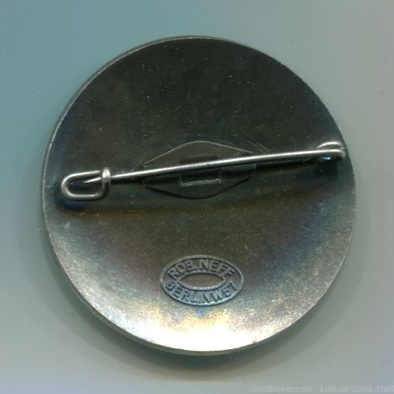 German WWII 1936 Berlin Summer Olympics Green Film Maker Badge-img-1