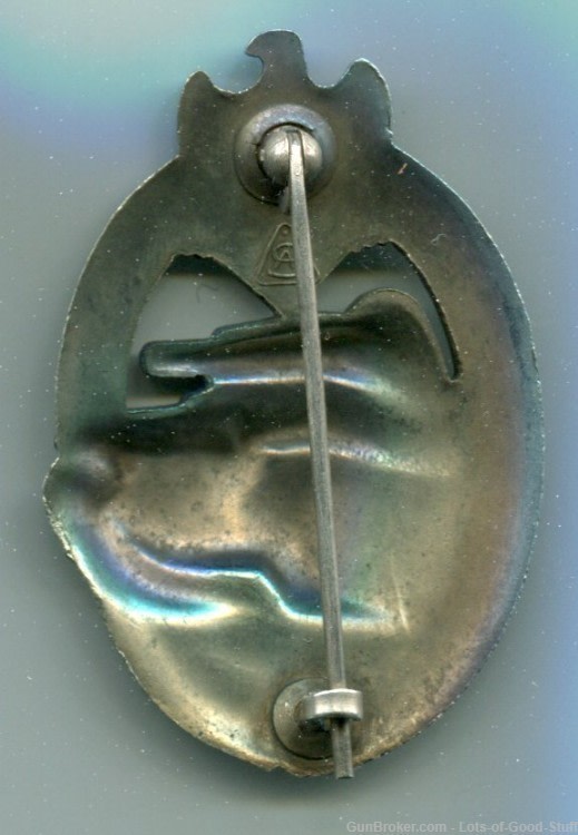 German WWII Army Heer Silver Tank Assault Badge-img-1