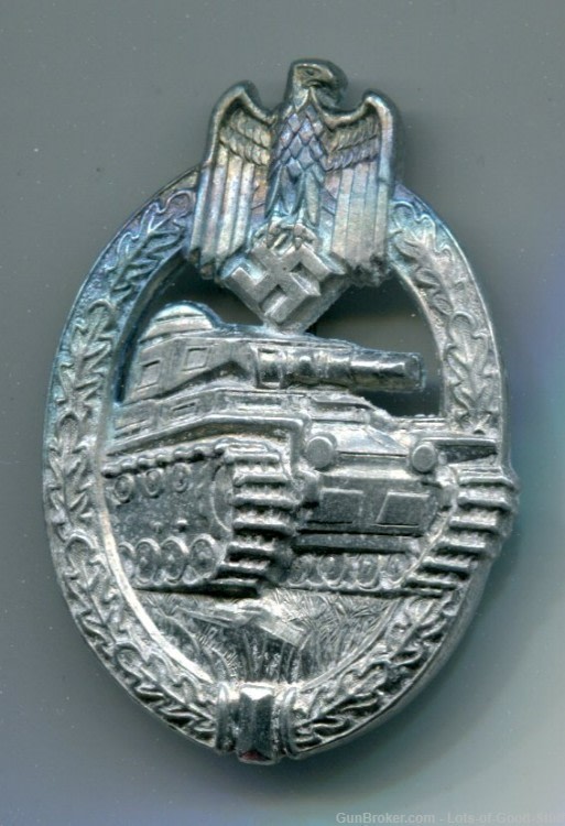German WWII Army Heer Silver Tank Assault Badge-img-0