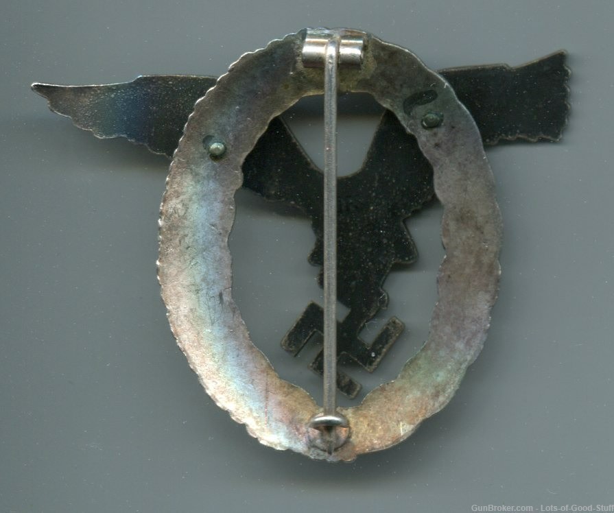 German World War II Luftwaffe Pilot Badge-img-1
