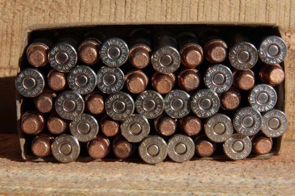 357 Magnum WINCHESTER SUPER X 158 gr. Hollow and Lead Pt. - 100 cartridges -img-6