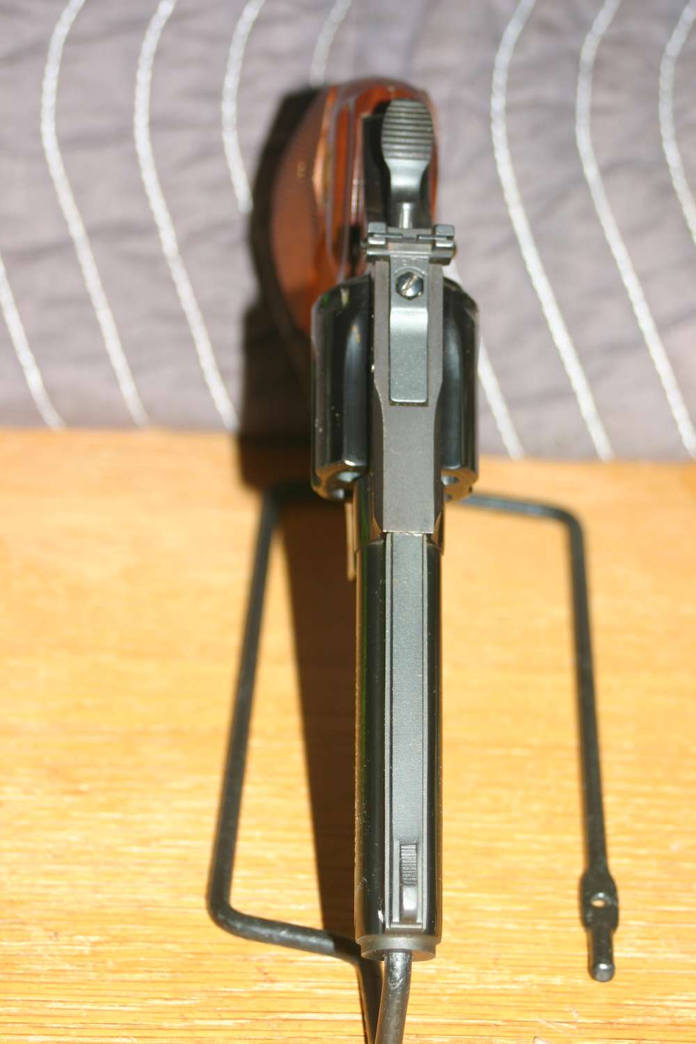 Colt Diamondback .22 LR   LNIB   Excellent Condition-img-4