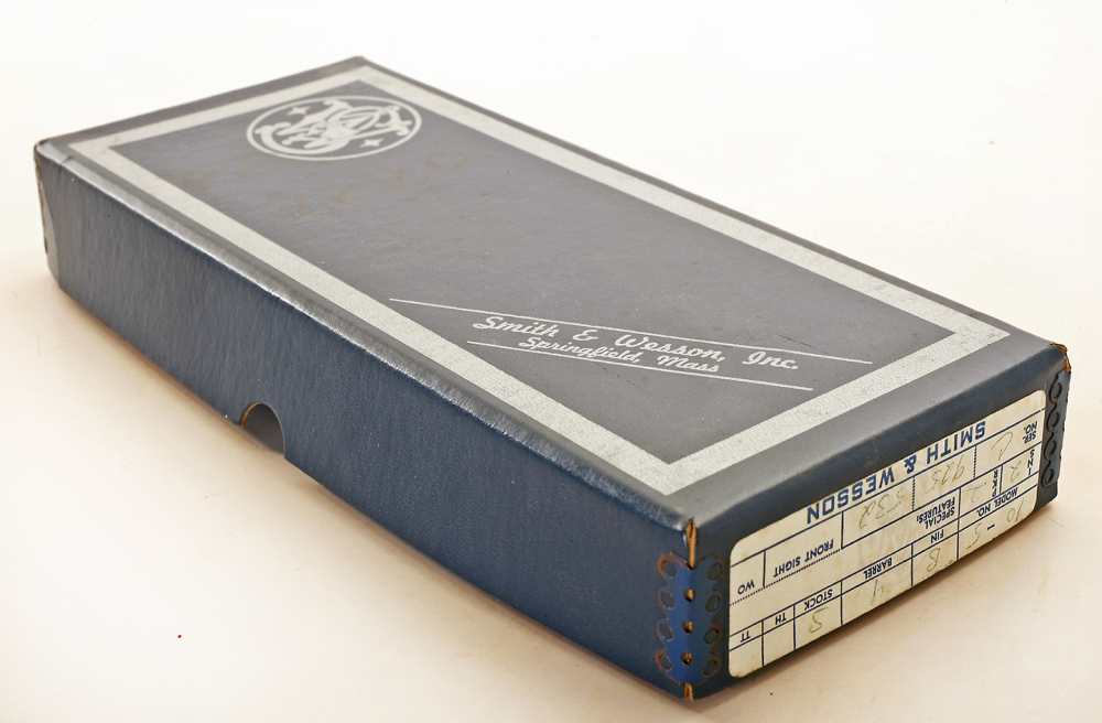 SMITH WESSON MODEL 15 .38 COMBAT MASTERPIECE EMPTY BOX + PAPER.-img-2