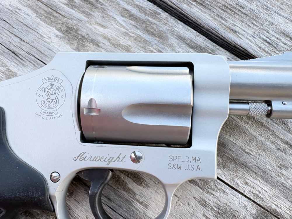 Smith & Wesson 642-2 Airweight Revolver .38 S&W Spl.+ P-img-4