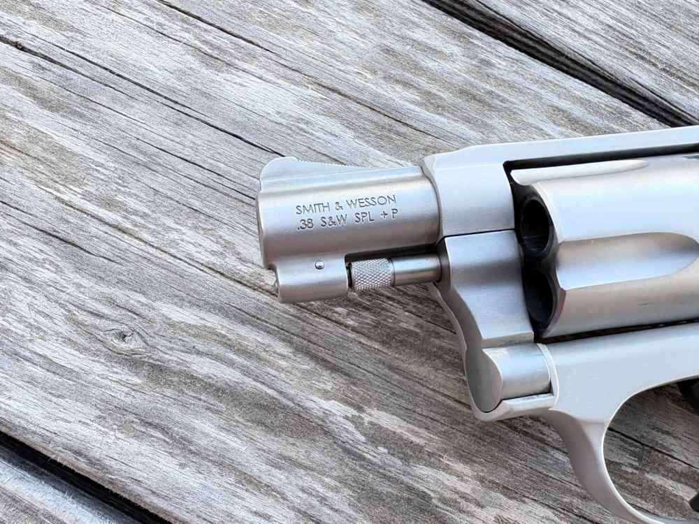 Smith & Wesson 642-2 Airweight Revolver .38 S&W Spl.+ P-img-11