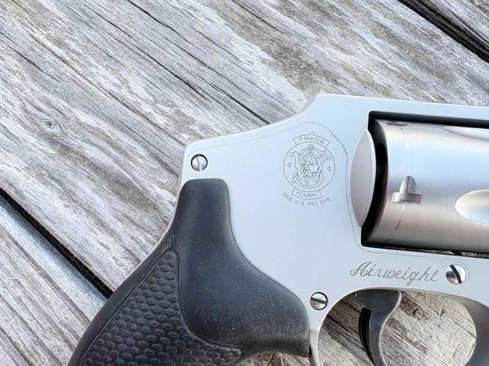 Smith & Wesson 642-2 Airweight Revolver .38 S&W Spl.+ P-img-2