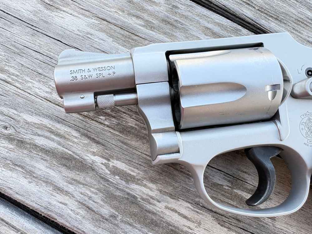 Smith & Wesson 642-2 Airweight Revolver .38 S&W Spl.+ P-img-12