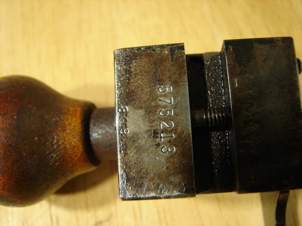 .575 BULLET MOULD BY LYMAN MODEL 575213 OVER 899 HOLLOW BASE BULLET VINTAGE-img-1