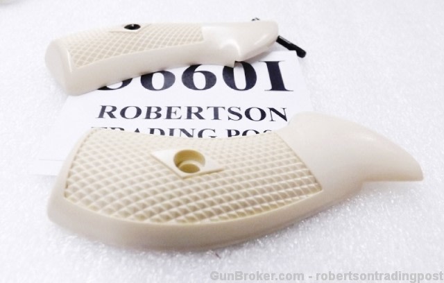Faux Ivory Grips fit S&W J Revolvers models 36 60 642 Ajax type Checkered -img-2